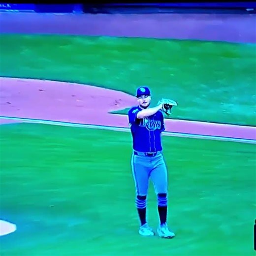 Shane McClanahan matching 🔥 to MIL in pitch duel #mlb #pitching #strikeouts #brewers #rays