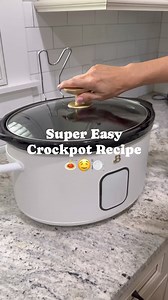 🍝 Easy Crockpot Ground Beef Baked Ziti Recipe! 🍝 Looking for a cozy, one-pot dinner that’s a hit with the whole family? Try this crockpot baked ziti—so easy to make and full of cheesy goodness. Perfect for busy weeknights or when you need a comfort meal! Ingredients: • 32 oz ricotta cheese • 2 large eggs • 1 tsp salt • 1 tsp dried basil • 1/4 tsp pepper • 1/4 cup grated parmesan cheese more for topping • 48 oz marinara sauce (2 jars, 24 oz each) • 12 oz gluten-free penne pasta • 16 oz shredded