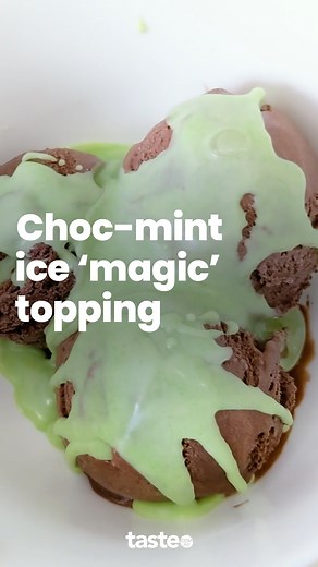 Ice magic is back! We’ve got a peppermint and white chocolate version that’s so easy to make and magically hardens just like the real deal! For the full recipe, Google “Taste choc-mint ice magic topping”. Recipe by Laura Simpson #icemagic #foodhacks #easydessert #chocolatetopping #chocmint | Taste.com.au