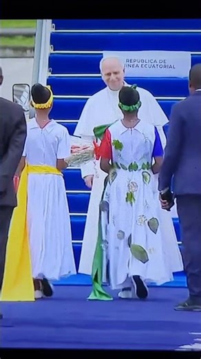 Llegada del Papa al Aeropuerto International de Mongomo, Guinea Ecuatorial - 22.4.2026 (comparte)