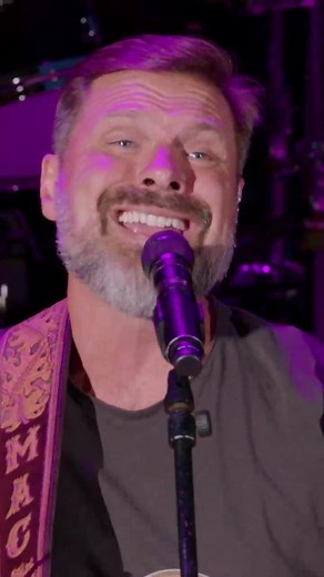 Fleetwood Mac 'Don't Stop' Live at Red Rocks