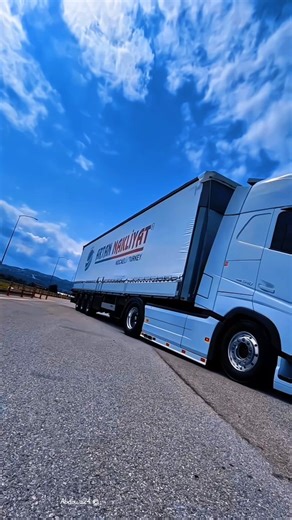 الفولفو 🫀 #truck #volvo #reels #foryou #explore | Âß Ðő