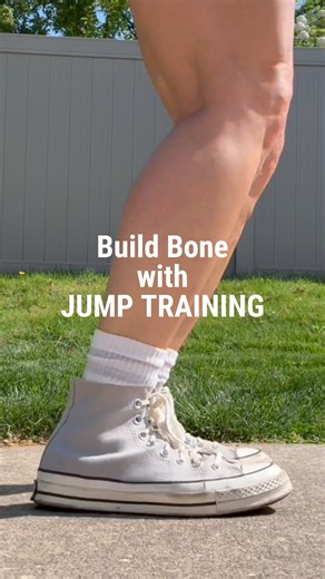 HOW to Jump Train (Even If You're 40 and Brand New to It) Because building bone isn’t just for the young—and it’s never too late to start. 🦴 Dr. Stacy Sims, a leading expert in women’s health, recommends short, consistent jump training to stimulate bone growth—especially in midlife. ✔️ Up to 50% of women over 50 will suffer a fracture due to osteoporosis. ✔️ Just 3–5 minutes a day of low, controlled jumps can improve bone density. This isn’t about jumping high—it’s about landing strong and stim