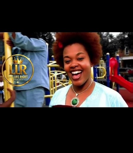 Jill Scott – A Long Walk 💛 | Song of the Week
