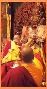 💐 བླ་མ་མ་བརྗེད་རྟག་ཏུ་གསོལ་བ་ཐོབ།། ~ Do not forget the Lama, Pray to him at all times. 🙏 💐རང་སེམས་མ་ཡེངས་རང་ངོ་རང་གིས་ལྟོས།། ~ Do not be carried away by thoughts, watch the nature of mind.🙏 💐འཆི་བ་མ་བརྗེད་ཆོས་ལ་བསྐུལ་མ་ཐོབ།། ~ Do not forget death, Persist in Dharma.🙏 💐སེམས་ཅན་མ་བརྗེད་སྙིང་རྗེ་བསྔོ་སྨོན་གྱིས།། ~ Do not forget sentient beings, with compassion dedicate your merit to them.🙏 | ཆོས་འཁོར།