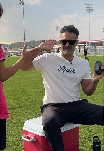 Funny and Unusual Handshakes You Need to See