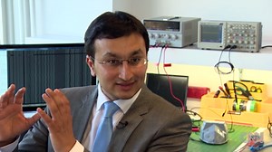 Streetlight system saves energy