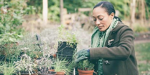 What to do when someone dies | MoneyHelper