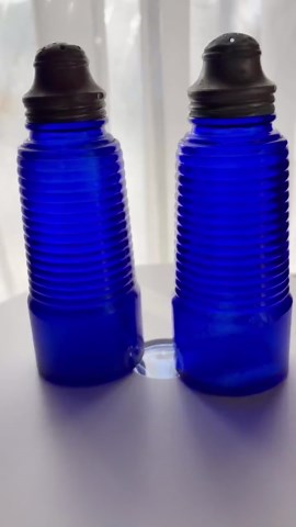 Vintage Hazel Atlas Cobalt Blue Glass Beehive Shaker Salt and Pepper - Etsy