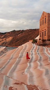 8.2K views · 387 reactions | SICILIA BEDDA Giorgio Teti X Emma Villas A piedi nudi sulla scogliera tra onde e cielo. Scopri il lato più esclusivo dell'Italia con Emma Villas  https://bit.ly/42Llh5y | Emma Villas Tour Operator | Facebook