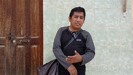 Hablamos con Juan Carlos Mamani, de Radio Red Yungas, quien informó sobre el robo de equipos que sufrió recientemente la emisora. El hecho afecta el normal desarrollo de sus labores informativas y deja en evidencia la vulnerabilidad de los medios de comunicación locales. El comunicador expresó su preocupación por la pérdida de los equipos y pidió el apoyo de las autoridades competentes para esclarecer el caso y dar con los responsables. Asimismo, solicitó la solidaridad de la población ante cual