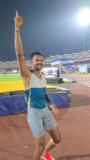 Kuldeep Kumar breaks the National Record now getting past 5.45m