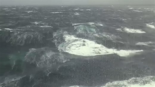 Watch 30-foot waves smash Great Lakes ships