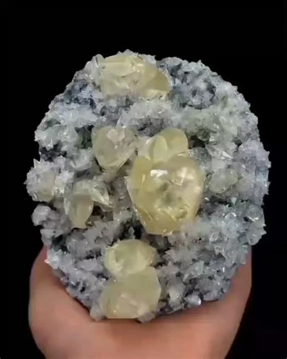 Wang Li on Instagram: "Straight from the China Minerals Market to your collection 🌏✨ A rare, top-quality mineral specimen you don’t see every day! 📩 DM to buy 🚚 Ships worldwide 💰 PayPal & Bank Transfer accepted Own it before someone else does 🔥 #minerals #chineseminerals #fluorite #calcite #quartz aquamarine crystals gemstone mineralcollecting rockhound fineminerals crystalshop geology instacrystals crystalvibes"