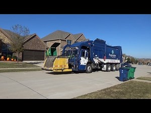Progressive Waste Solutions: Mack LEU CNrG Heil Freedom FEL w/ Curotto Can