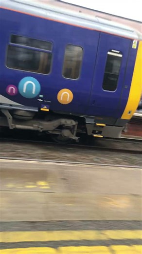 Class 323 arriving into congleton #northernrail #greatbritishrailways #train