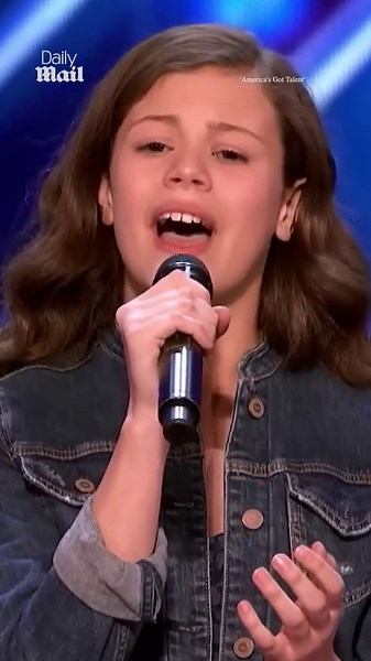 'America's Got Talent' Angelina Green spotted with Zac Efron