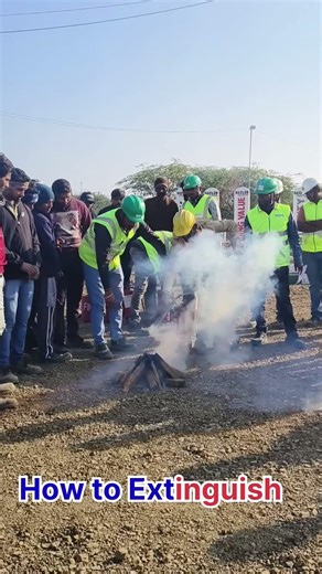 How to Extinguish fire 🔥!! #fireextinguishers #firesafety