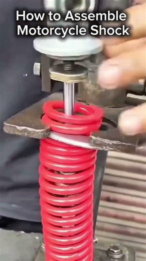 How to Assemble Motorcycle Shocks: Fast & Safe Compression Technique