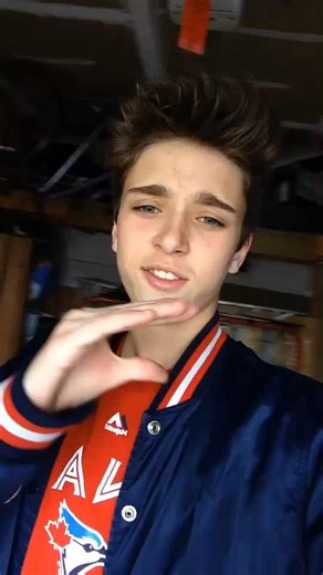 Click the like button for a BFF!😱