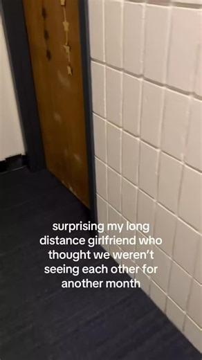 Overcome the distance🧡| long distance relationships | Guidance on Instagram: ""Surprise visits in long-distance relationships? Here's why they're the sweetest, but also the hardest! ⬇️" "I've been on both sides of this the excitement and the stress. If you're planning a surprise visit or thinking about it, here’s what I’ve learned along the way…" Know your partner’s schedule. Surprise visits can be AMAZING, but make sure you’re not interrupting something important. I once showed up when my part