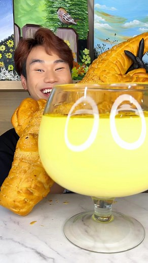 1.1M views · 22K reactions | Bánh Mì Hình Con Cá Sấu Ăn Cùng Với Kem Trứng Của Tiệm Trà Đé | Thắng Múc Bang #LetsReels #ReelsVN | Thắng Múc Bang | Facebook