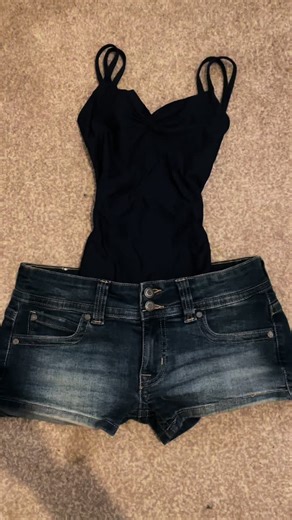 POV: Your Fits Are Optionally Chopped Outfits