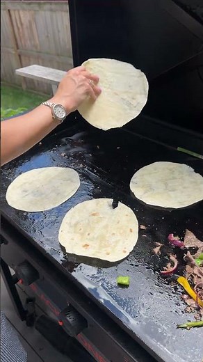 Steak Quesadillas 🥩🎂 Rumor has it that is someone’s birthday… this Fourth of July!! YES USA is