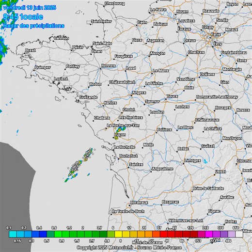 4.7K views · 54 reactions | L'initiation des #orages débute au large des côtes charentaises/vendéennes. Ils pourront rentrer dans les terres des Pays de la Loire petit à petit. | Extrême Météo | Facebook