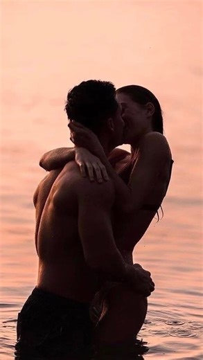 𝐀𝐚𝐫𝐨𝐧 𝐑𝐨𝐢𝐛𝐞𝐚𝐫𝐝 | 🇮🇪🏴󠁧󠁢󠁳󠁣󠁴󠁿🇪🇸 on Instagram: "Life takes on a profound richness when you come to understand that a quiet night in with someone you trust is nothing short of a miracle. It’s easy to chase excitement and thrill, driven by the allure of constant stimulation. But when you find yourself sharing space with someone who makes you feel at ease, a new dimension of contentment unfolds. Those evenings filled with simple conversations, laughter, or even comfortable silen