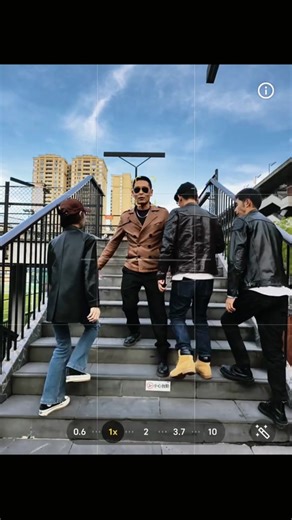 四人拍合照如何站位構圖拍出高級感 #影像大賽 #手機攝影 #拍照技巧 #合照 #合照姿勢 #拍出電影感 #合照技巧