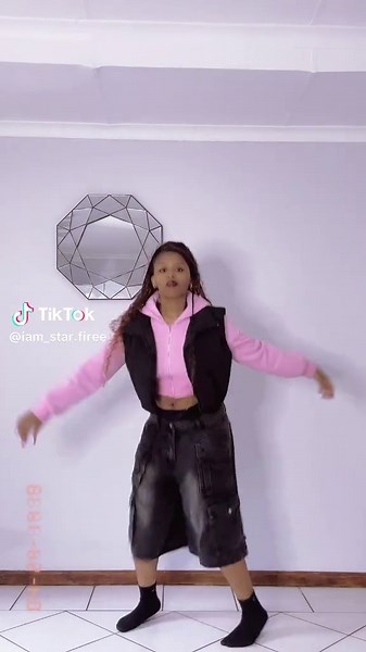 Starfire Costume Tutorial: Create Your Own Cosplay