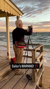 Red sky in the morning, sailor’s warning! ‼️ Mornington Peninsula Sunrise Photography Portsea Melbourne Australia #sunrise #redsky #portsea #sorrento #morningtonpeninsula #visitmorningtonpeninsula #melbourne #visitmelbourne #beach #photography | Mark Gray