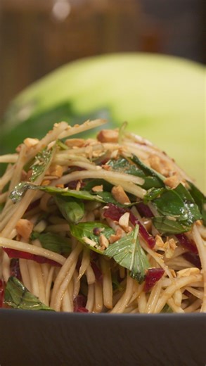 Vietnamese green papaya salad with tender beef jerky