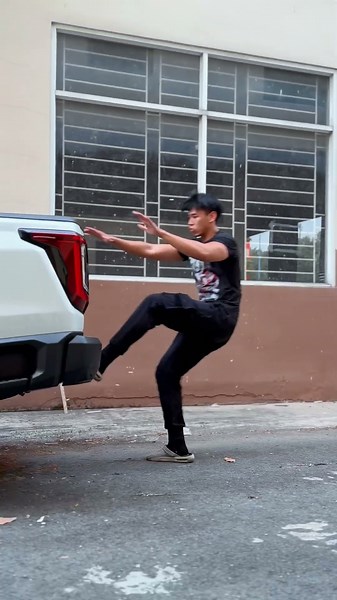BEN EAGLE - The last escape #MartialArts #ActionComedy #KungFu #Kindness #Trending #Viral