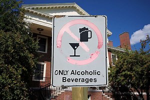 The 21-Year-Old's Definitive Guide to College Drinking (After Turning 21)