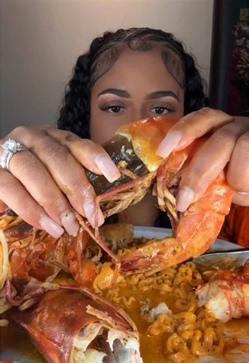 Tender Giant Prawn Experience 🤣