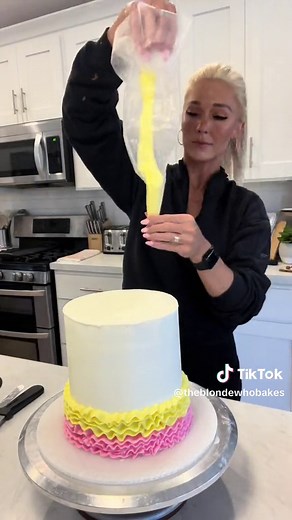 The Blonde who Bakes on TikTok