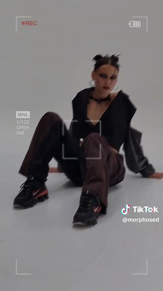 Shooting Backstage: Creative Pose Ideas for Fashion