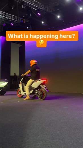 Ather has introduced Atherstack 7, and this update brings new features like Proactive alerts Pothole alerts Voice commands Crash alerts In this short, Ather is showcasing a live demo of the crash alert feature. #timesnow #timesdrive #ather #ather450x | Times Drive