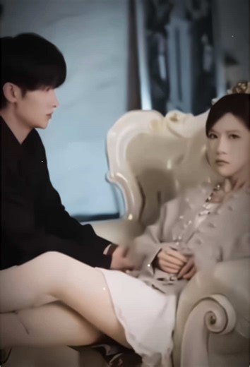Ảnh lỡ tay một cái mà phải dỗ vợ mấy ngày mới nguôi#lytracduong #truongsan #phungyduong #lamkydinh #lylis🥝