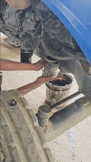 tractor hydraulic and oil filter change#tractor #servise #shorts #video