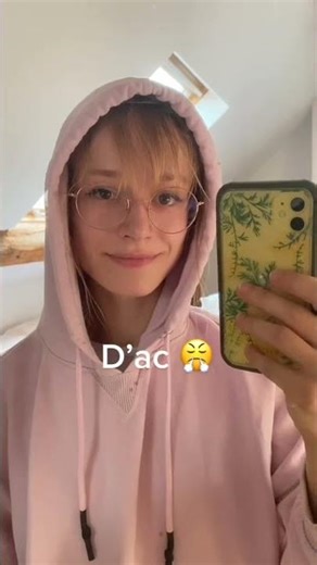 Incredible Female Muscle Flexing & Abs Showcase! 💪