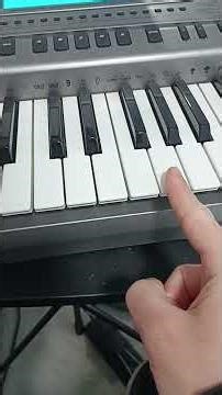 Melody tension, notes in the chord, triads, pentatonic scale, one note at a time, notes adjacent