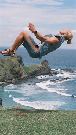 116K views · 320 reactions | I didn’t spend the entire year upside down, working out every day - here’s some of the other things that happened in 2023  it has been a crazy year and I’m super excited for 2024 will bring  #calisthenics #handstand #yoga #functionaltraining | Berg Movement | Facebook