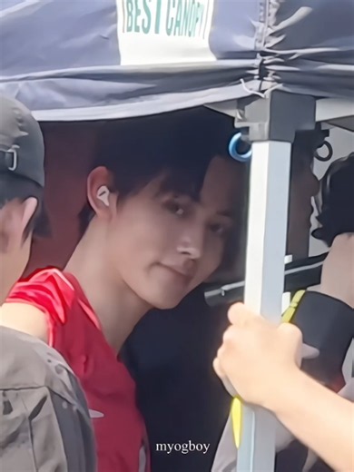 Seonghyeon Cortis moments: fan clips, oxygen use, and variety highlights