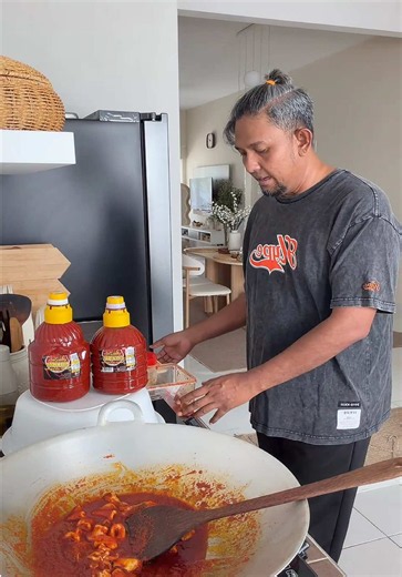 Resepi Sambal Mudah: Cara Blend Cili & Simpan (Tak Pedas)