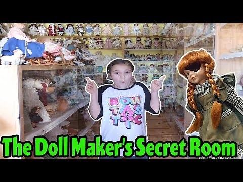 We Found The Doll Makers Secret Room! Escaping The Doll Maker (Scary)