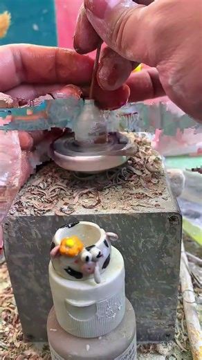 Create Your Own Handmade Vases - Easy Pottery Tutorial