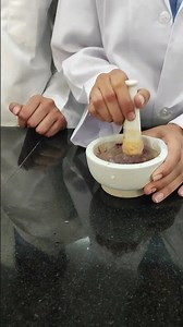 First step of DNA isolation from onion-homogenization#education #DNAisolation#schoolexperiment